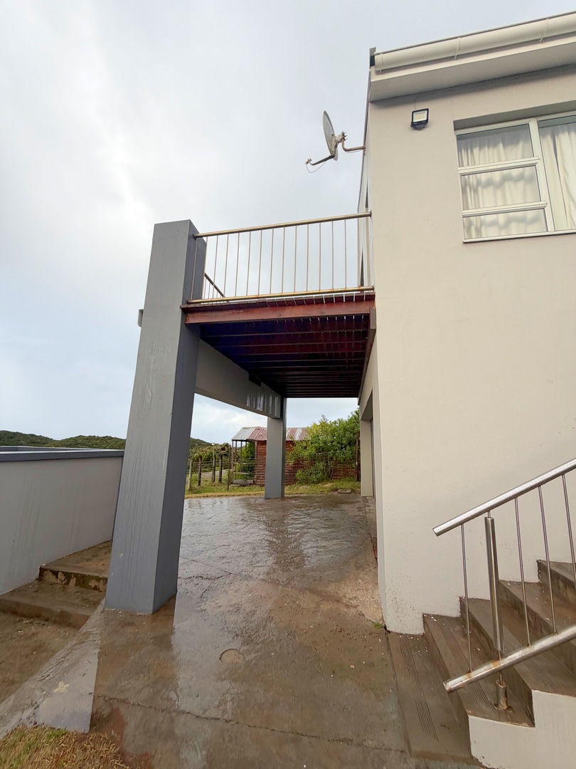 6 Bedroom Property for Sale in Hamburg Eastern Cape